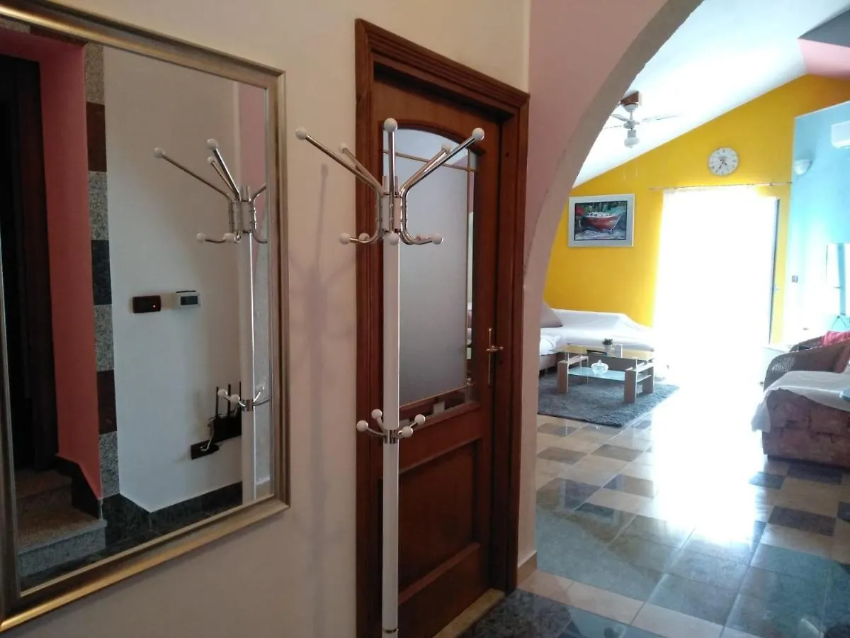 Apartment Leopold Kastela