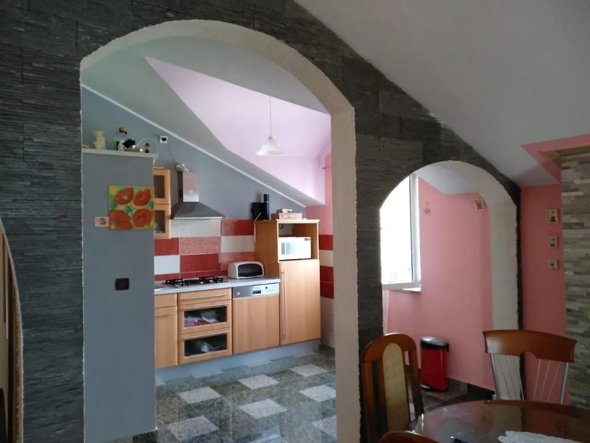 Apartment Leopold Kaštela